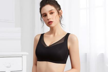 國內乳膠內衣賣的火嘛